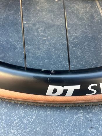 Used Dt Swiss GR 1600 SPLINE 25 Wheelset bike — image 12 of 14
