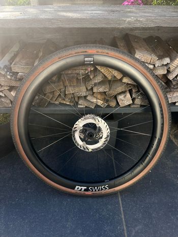 Used Dt Swiss GR 1600 SPLINE 25 Wheelset bike — image 3 of 14