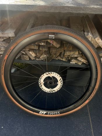 Used Dt Swiss GR 1600 SPLINE 25 Wheelset bike — image 9 of 14