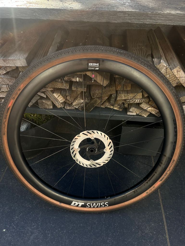 Used Dt Swiss GR 1600 SPLINE 25 Wheelset bike — image 9 of 14