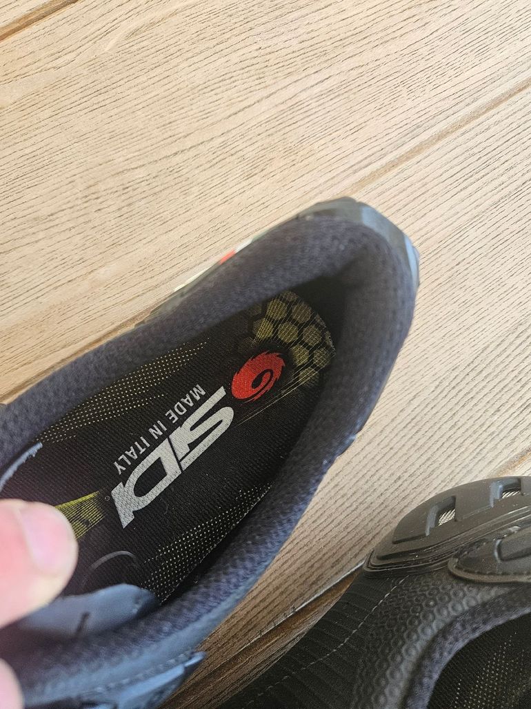 Used Sidi Wire 2 Carbon 2024 bike — image 2 of 8
