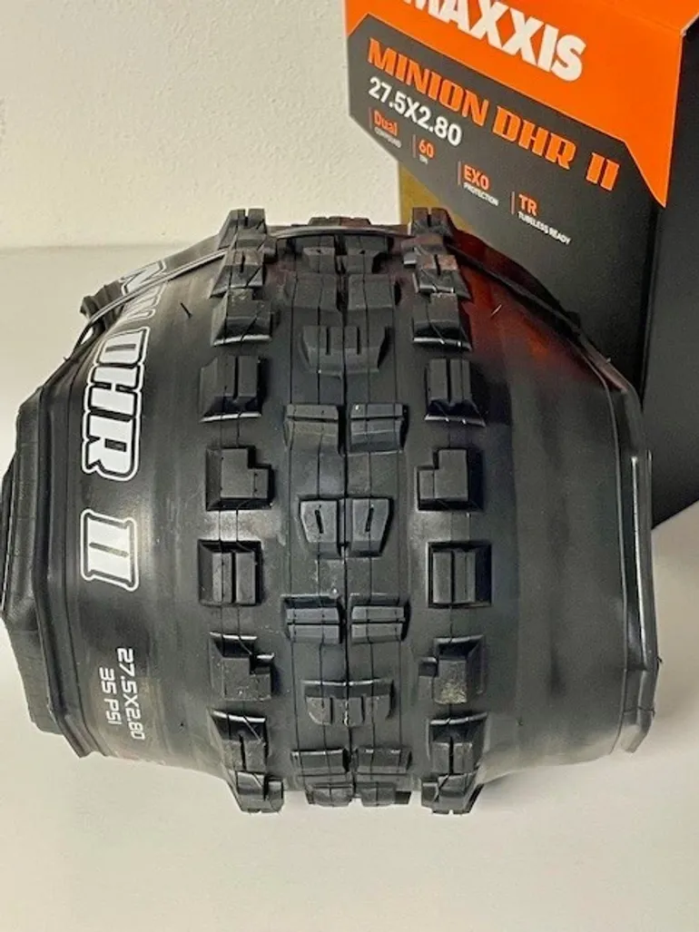 Used Maxxis Minion DHR II 27.5 x 2.80 2025 bike — image 3 of 4
