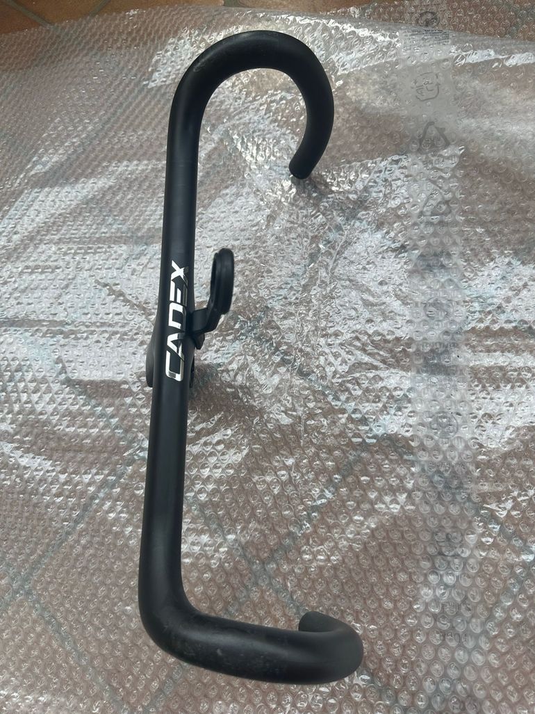 Used Cadex Race Handlebar 2024 bike — image 6 of 7