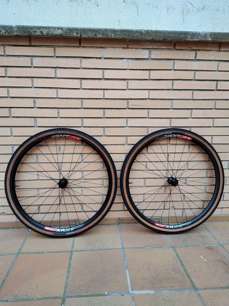Used Dt Swiss XR 361 bike — image 2 of 11