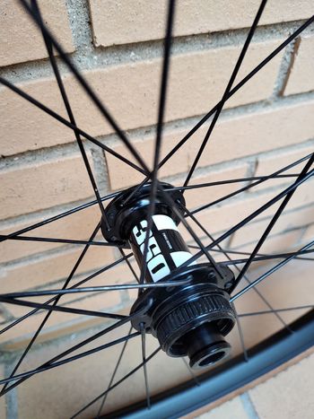 Used Dt Swiss XR 361 bike — image 6 of 11