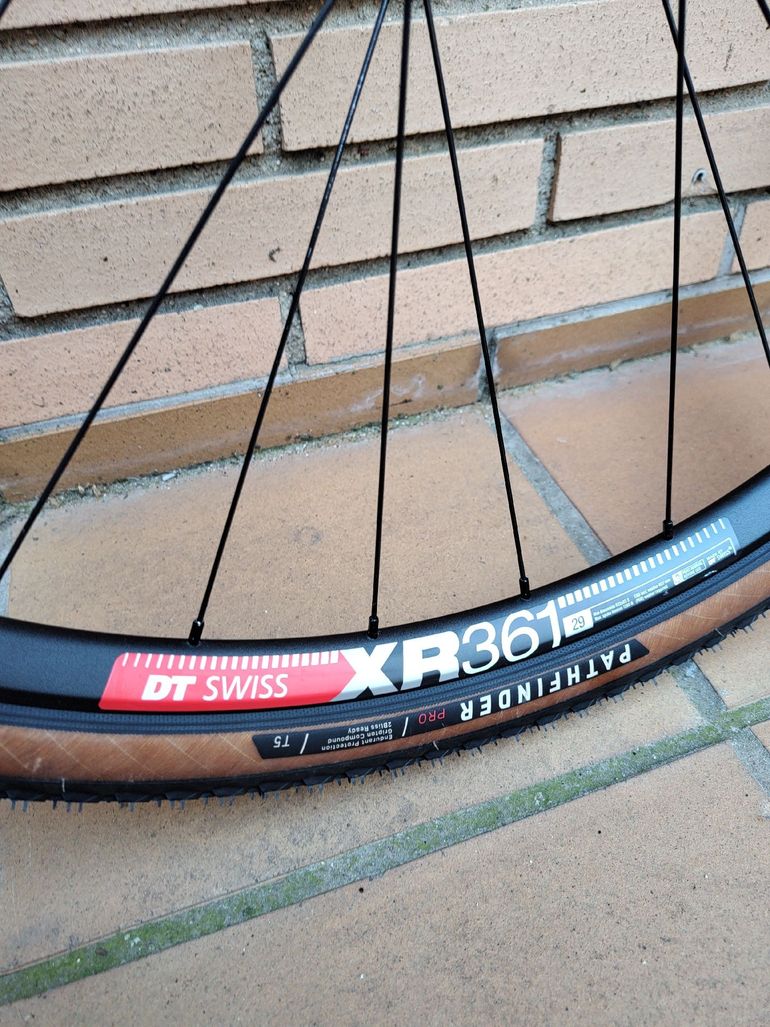 Used Dt Swiss XR 361 bike — image 7 of 11