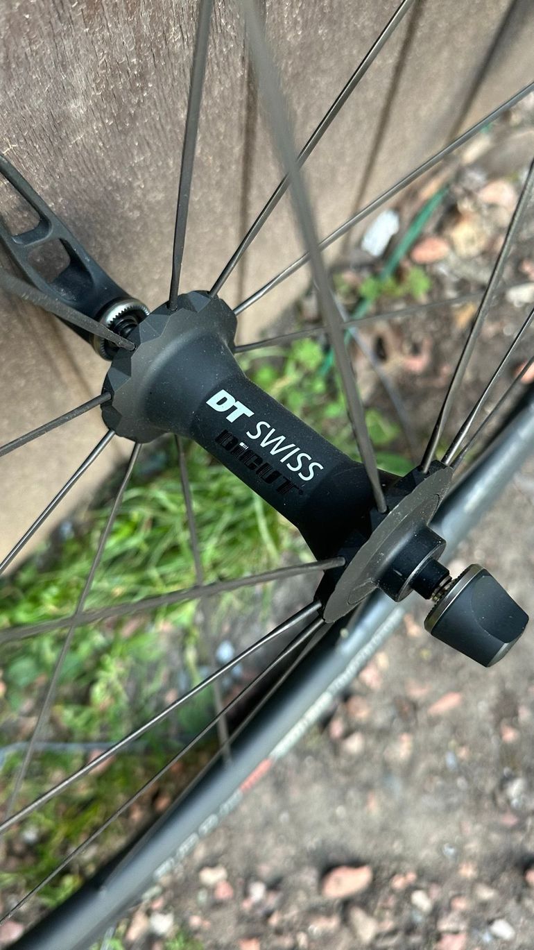 Used Dt Swiss PR 1400 DICUT OXiC 32 Wheel 2022 bike — image 8 of 10