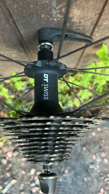 Used Dt Swiss PR 1400 DICUT OXiC 32 Wheel 2022 bike — image 6 of 10