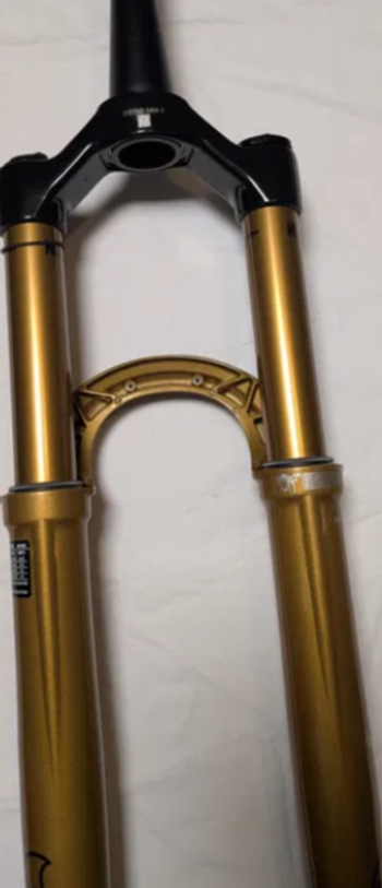 Used Fox Racing 34 Factory Fork 2025 bike — image 2 of 7