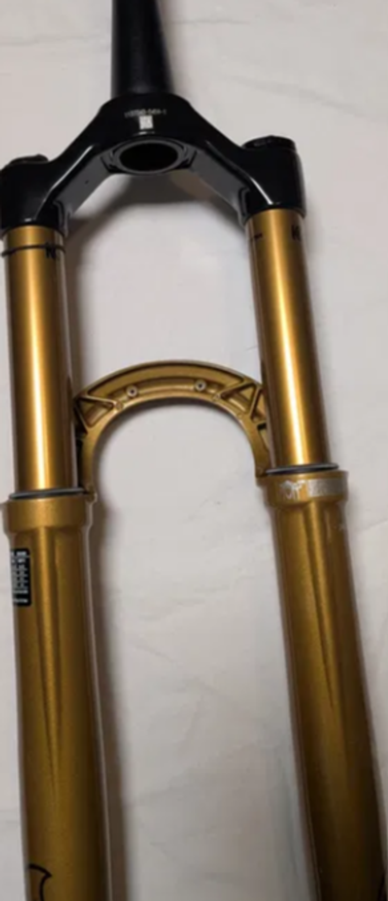 Used Fox Racing 34 Factory Fork 2025 bike — image 2 of 7