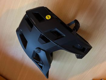 Used Ixs Trigger FF MIPS Full Face Helmet 2025 bike — image 2 of 2