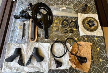 Used Shimano Ultegra Di2 Groupset 2025 bike