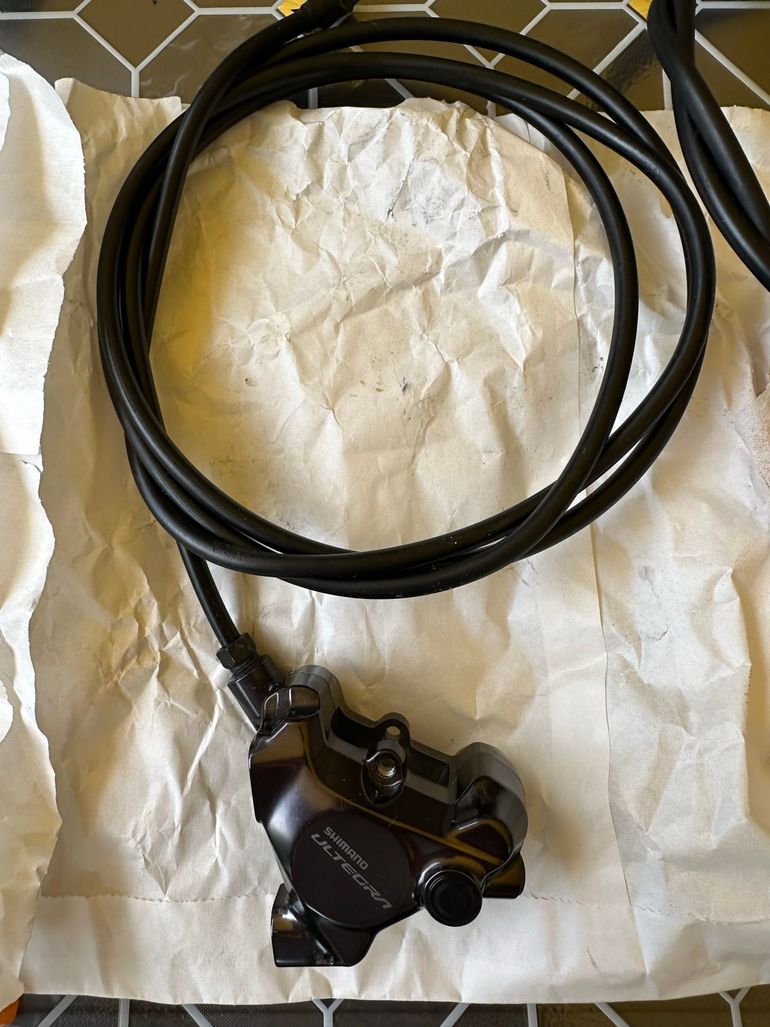 Used Shimano Ultegra Di2 Groupset 2025 bike — image 4 of 11