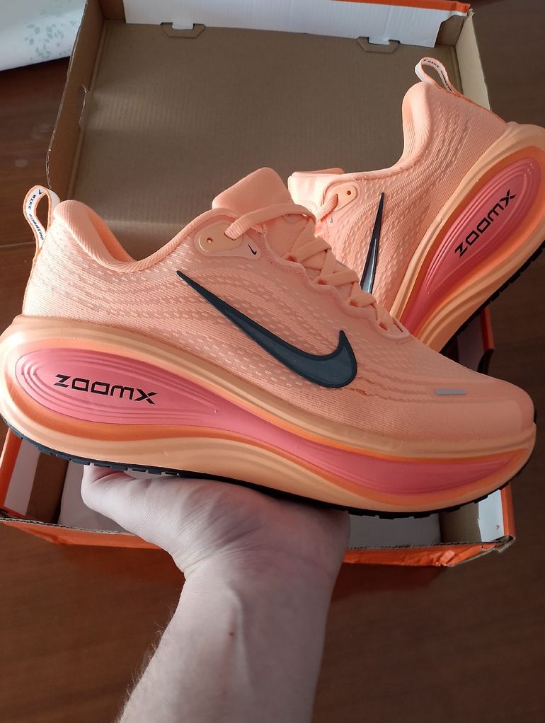 Used Nike zoomx vomero plus bike — image 2 of 7