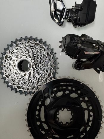 Used Sram Force AXS Groupset 2025 bike — image 9 of 9
