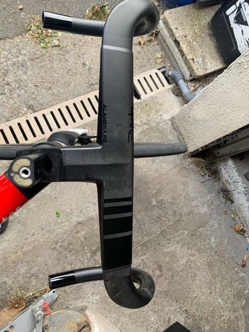 Used Deda Elementi Alanera RS Integrated Handlebar bike