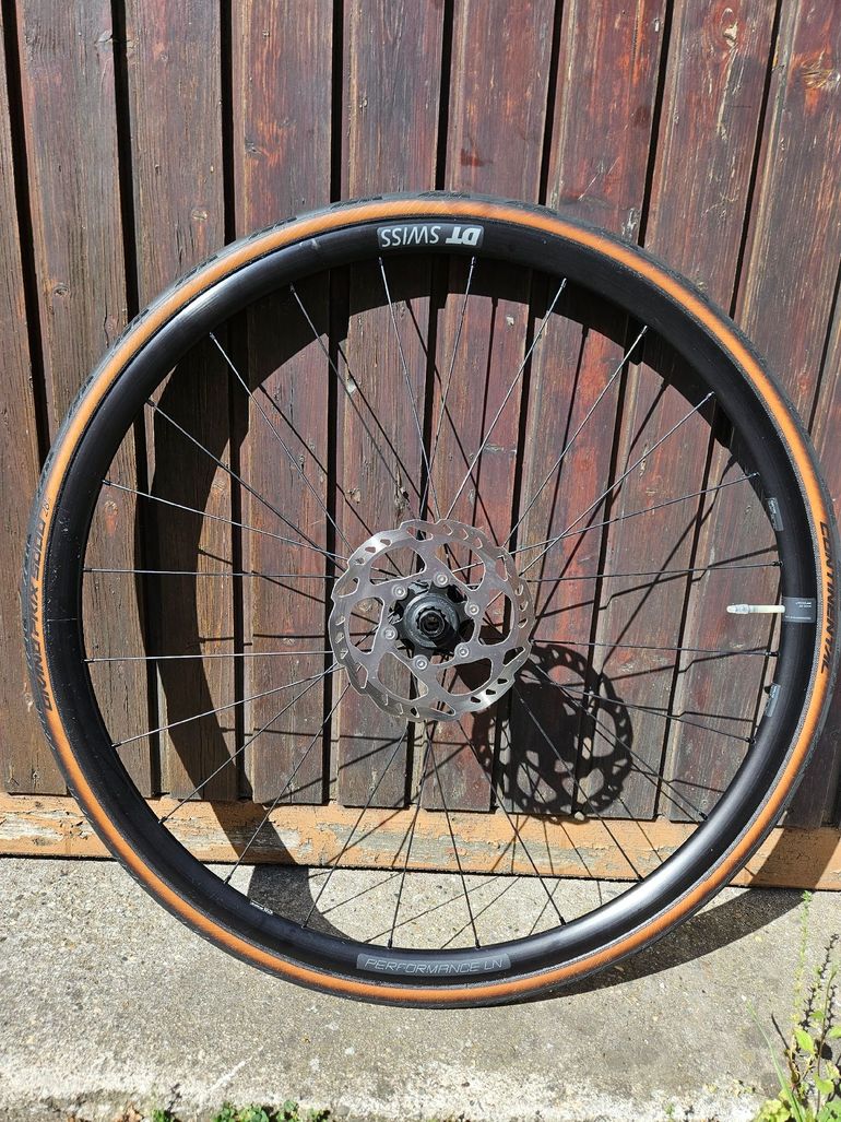 Used Dt Swiss Performance LN Wheelset 2022 bike — image 2 of 7