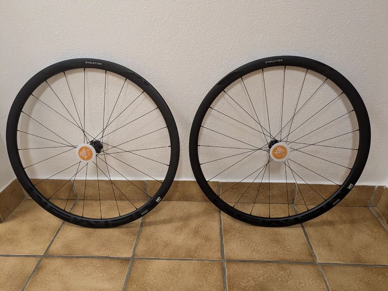 Used Newmen Evolution SL R.32 2024 bike — image 4 of 4