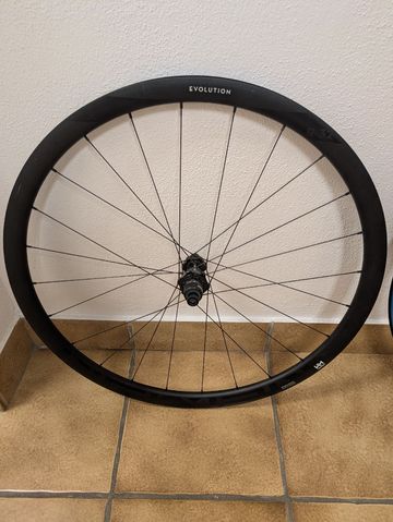 Used Newmen Evolution SL R.32 2024 bike — image 2 of 4