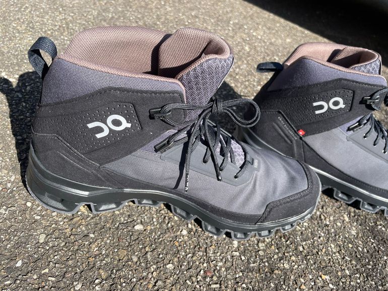 Used On Running Chaussure de randonnée 2025 bike — image 3 of 4
