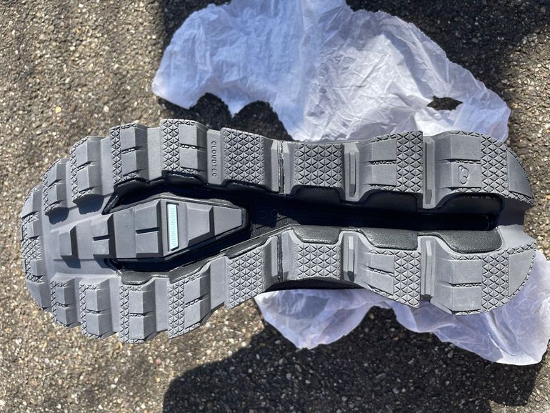 Used On Running Chaussure de randonnée 2025 bike — image 4 of 4