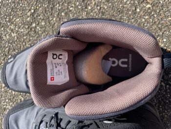 Used On Running Chaussure de randonnée 2025 bike — image 2 of 4