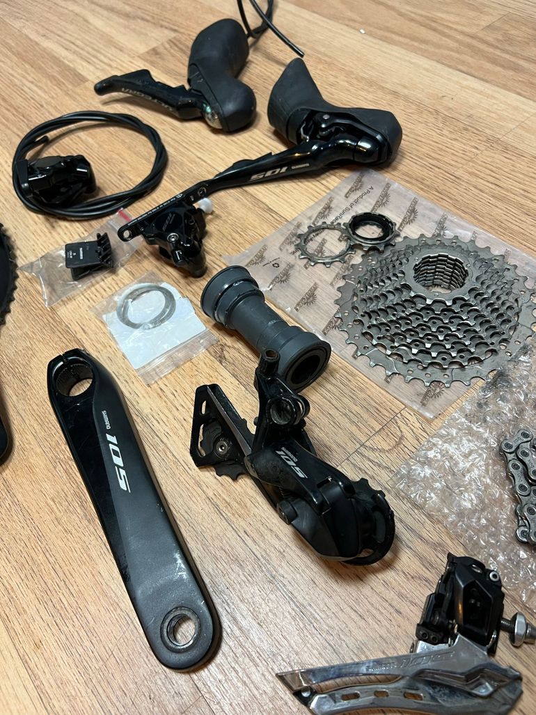 Used Shimano 105 groupset bike — image 2 of 2