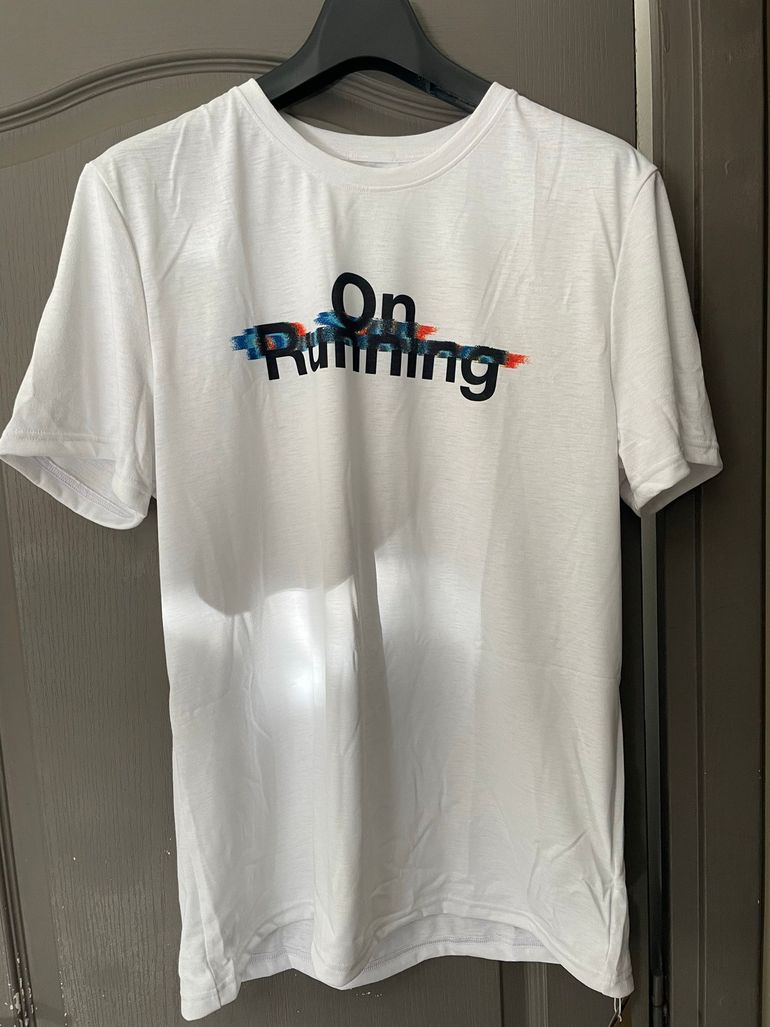 Used On Running T-shirt Graphic Homme 2025 bike — image 1 of 4
