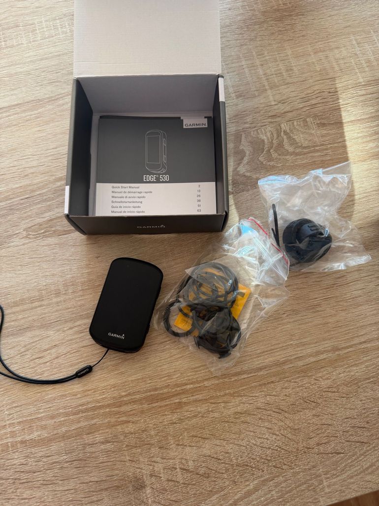 Used Garmin Edge 530 GPS Cycling Computer bike — image 2 of 3