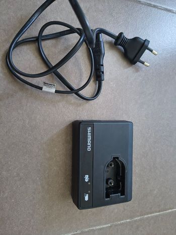 Used Shimano Di2 SM-BCR1 Battery Charger bike