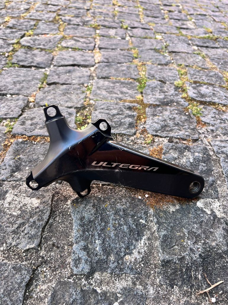 Used Shimano Ultegra FC-R8000 Crankset 172.5mm bike — image 1 of 4