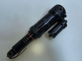 Used RockShox Super Deluxe Select R 2023 bike — image 4 of 4