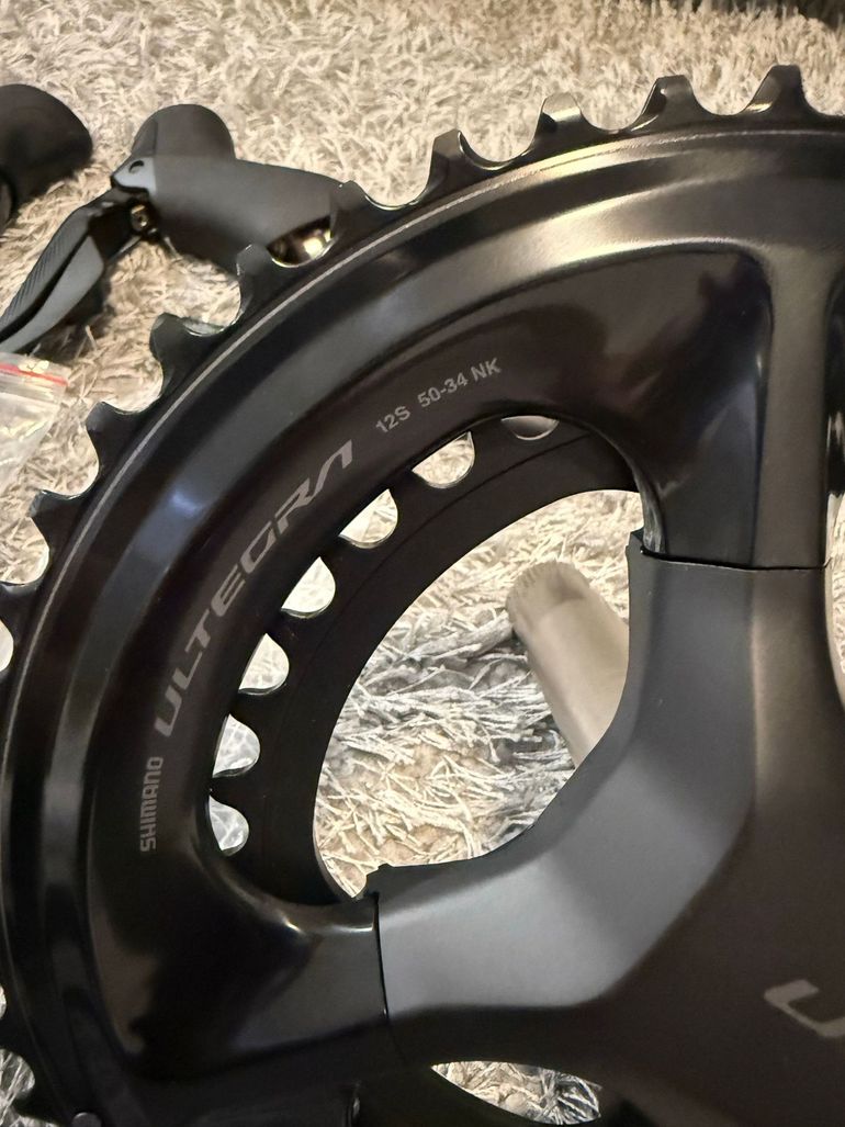 Used Shimano Ultegra Di2 R8170 Groupset (12-Speed) - 165mm Crankset bike — image 5 of 7