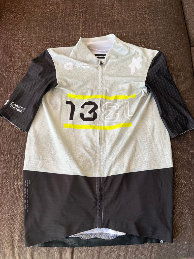 Used Assos Equipe RS Collective 13 Jersey S11 2026 bike — image 1 of 4