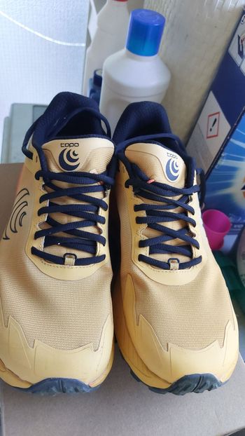 Used Topo Athletic Trail Running Shoes 2025 bike — image 2 of 5