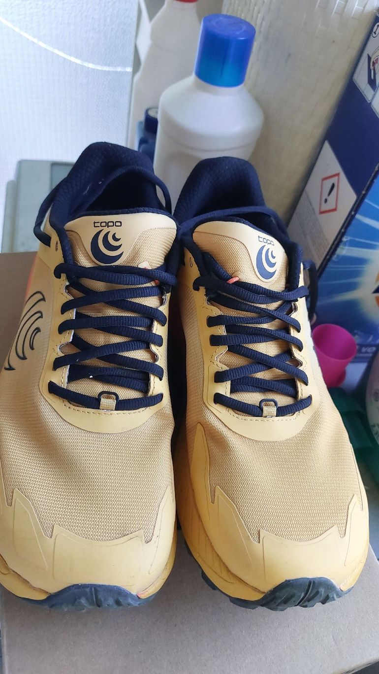 Used Topo Athletic Trail Running Shoes 2025 bike — image 2 of 5
