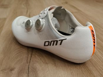 Used Dmt Sapatos de estrada KR0 EVO Carbon 2025 bike — image 7 of 9