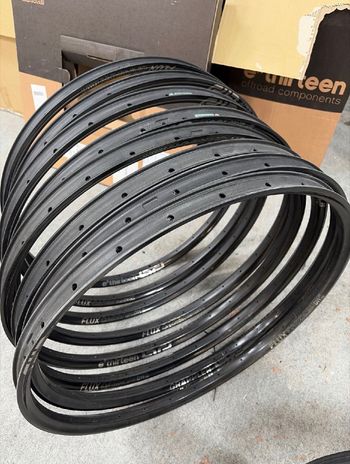 Used E*Thirteen Optimus Race Carbon Trail Rim bike