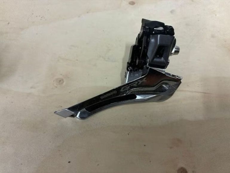 Used Shimano GRX810 Groupset bike — image 7 of 10