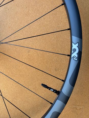 Used E*Thirteen XCX Race IW28 Carbon 29" Wheelset 2025 bike — image 5 of 8
