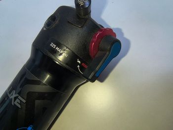 Used RockShox Deluxe Select+ Rear Shock 2022 bike — image 4 of 4