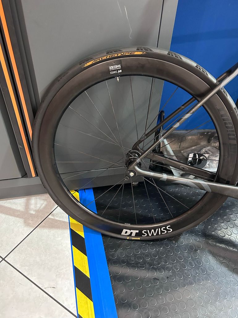 Used Dt Swiss ARC 1450 DICUT 48/62 Disc Carbon Tubeless 700c Wheelset 2021 bike — image 2 of 4