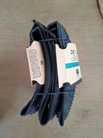 Used Decathlon CrossProtect Light 700x40mm 2026 bike