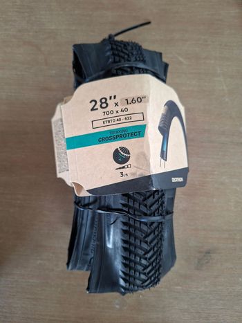 Used Decathlon CrossProtect Light 700x40mm 2026 bike — image 2 of 2