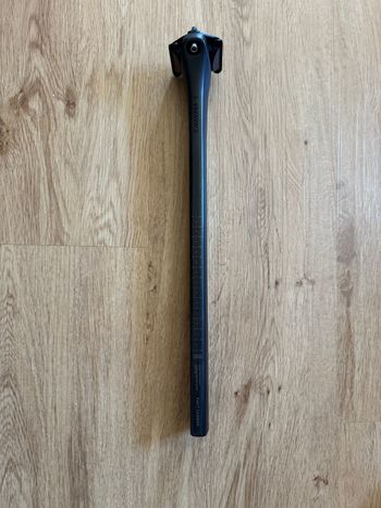 Used Specialized Tarmac SL8 S-Works Seatpost 2025 bike — image 2 of 6