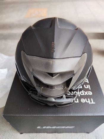 Used Limar Air Atlas Helmet 2024 bike — image 3 of 3