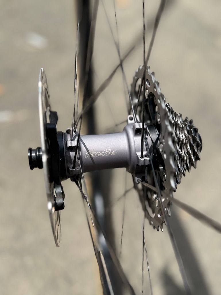Used Princeton Carbonworks Peak. 4550 bike — image 6 of 8