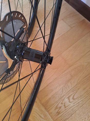 Used Bontrager aeolus pro 37 2021 bike — image 8 of 13