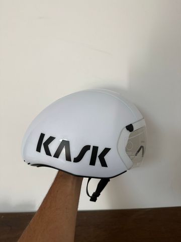 Brugt Kask Bambino Helmet bike — billede 5 af 7
