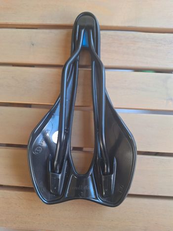 Used Selle Italia SLR Boost superflow 2025 bike — image 3 of 5